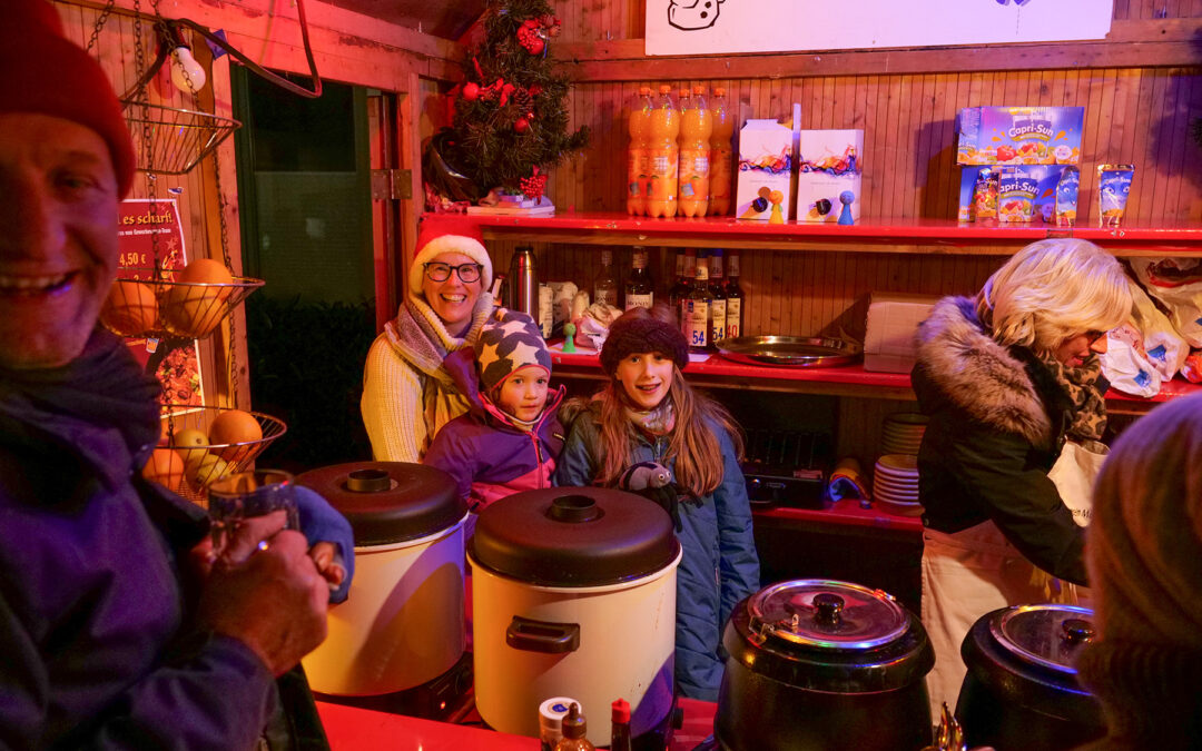 Weihnachtsmarkt-und-Kunsthandwerkmarkt-2023
